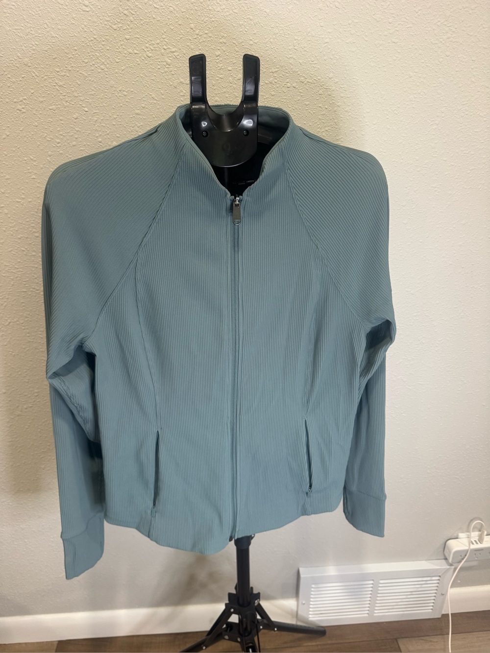 Athleta Seafoam Ribbed Zip-Front Bomber Jacket
